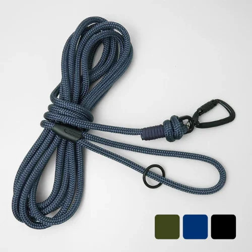 Blue long line lead with black carabiner on a white background with colour swatches