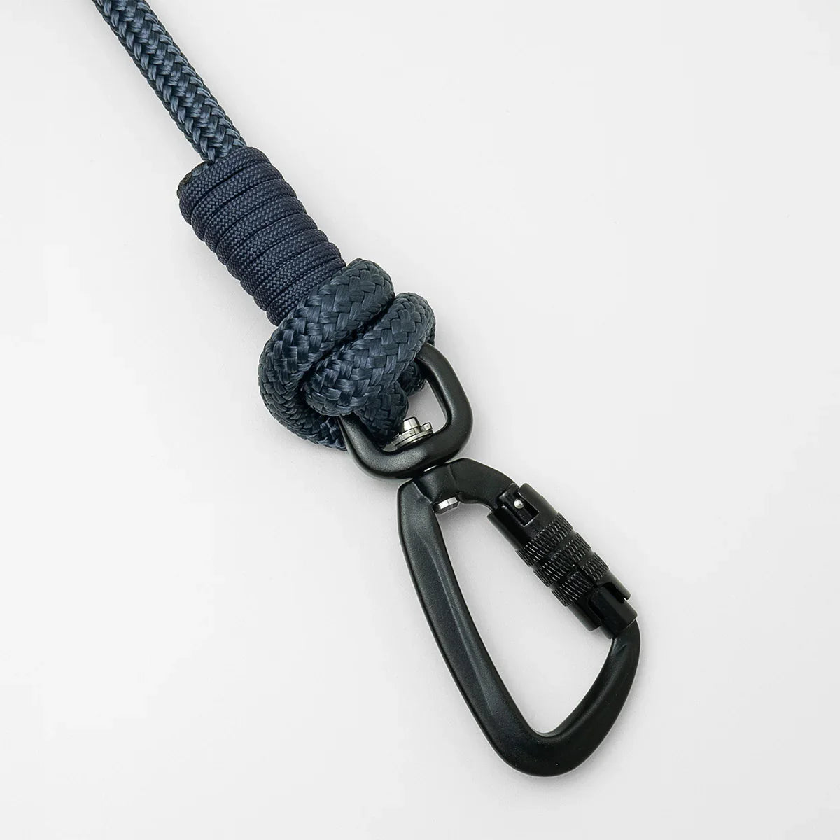 Navy blue 5m long dog lead with a black carabiner on a white background