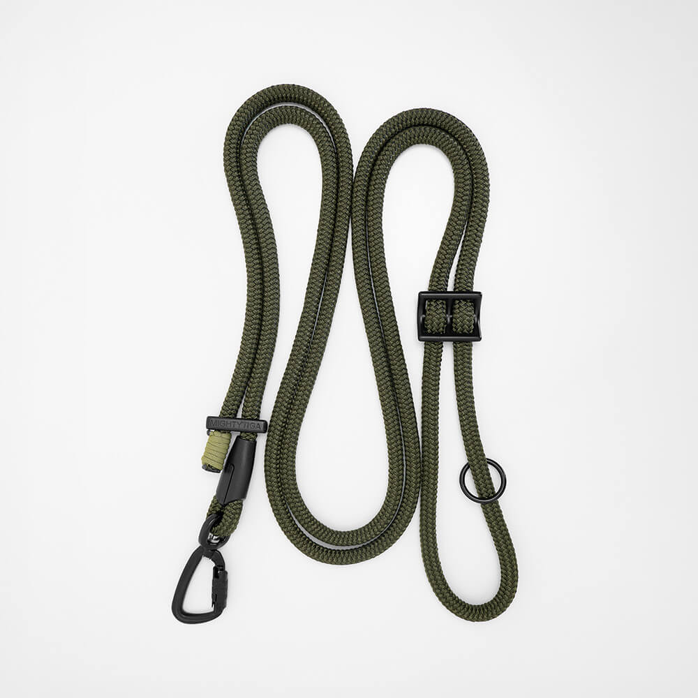 Adjustable hands free dog leash set to 1.5m as a regular handheld dog lead