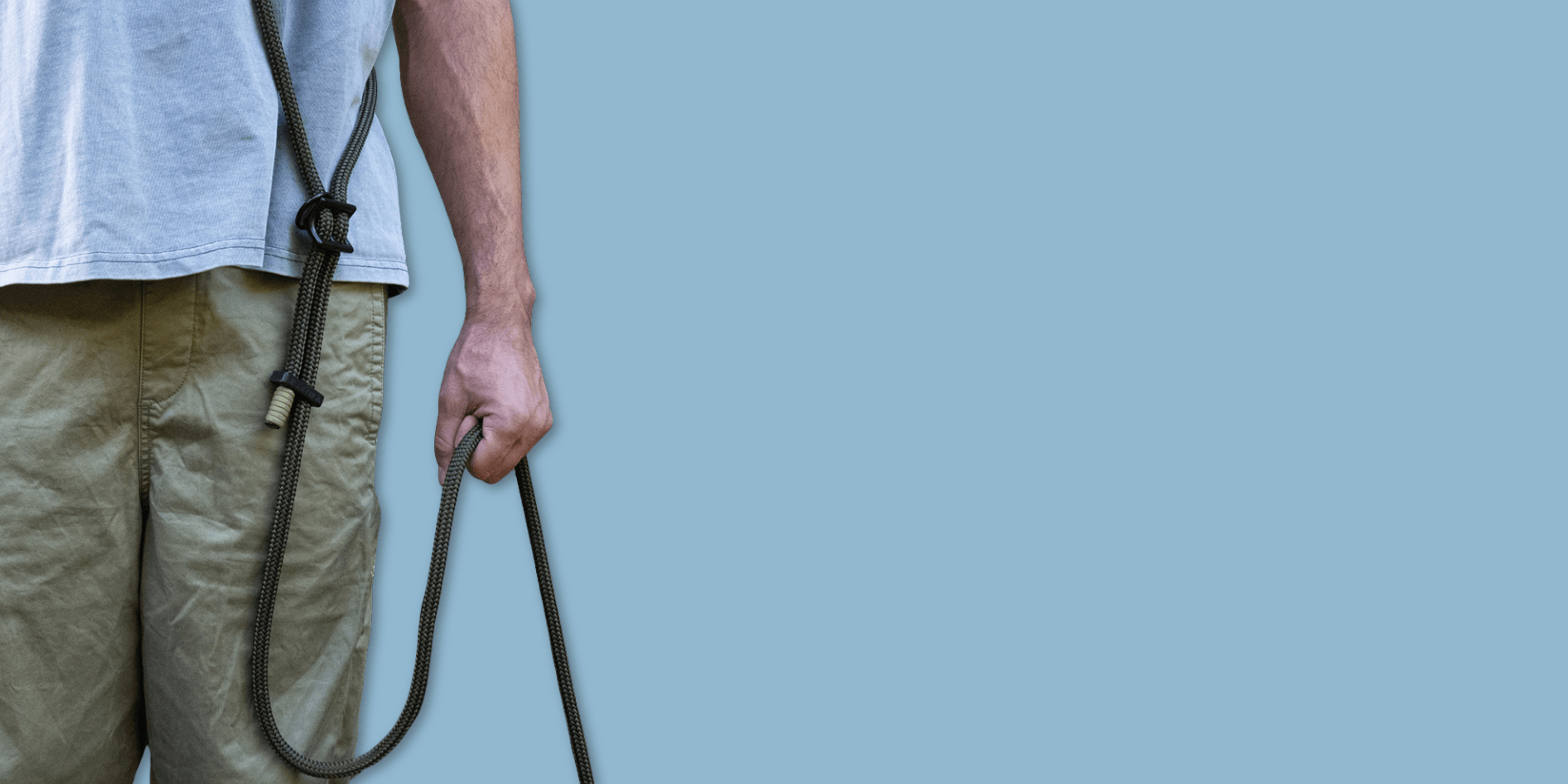 hands-free dog leash around the shoulders - rope dog leash