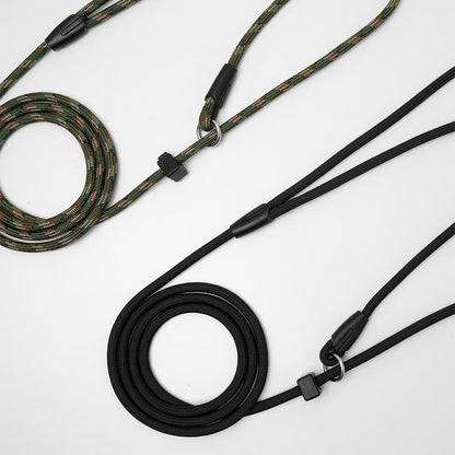 6mm Paracord slip leash in black and camo with square toggle on white background